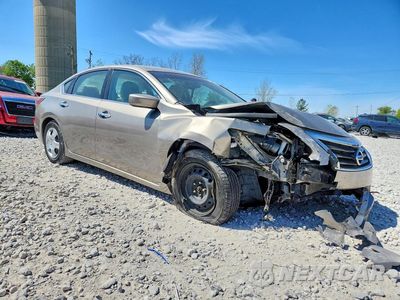 Czwarte zdjęcie samochodu z boku: 2015 NISSAN ALTIMA 2.5 S VIN:1N4AL3AP4FC226399 - miniatura