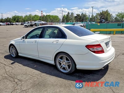 Drugie zdjęcie samochodu z przodu: 2010 MERCEDES-BENZ C 300 VIN:WDDGF5EB2AF360721 - miniatura