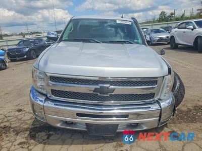 Piąte zdjęcie samochodu w środku: 2012 CHEVROLET SILVERADO K1500 LT VIN:1GCNKSE09CZ215249 - miniatura