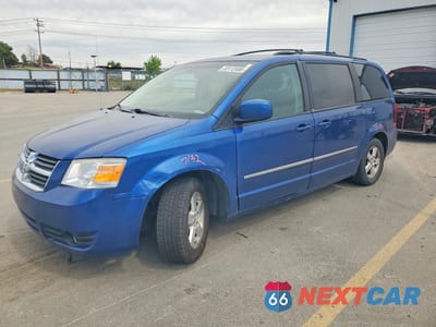 2010 DODGE GRAND CARAVAN SXT 2D4RN5D13AR397318 - główne zdjęcie licytacji z USA - miniatura