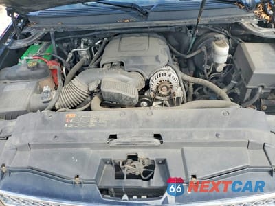 Zdjęcie 12 z 13 samochodu: 2013 CHEVROLET SUBURBAN K1500 LTZ VIN:1GNSKKE75DR252839 - miniatura