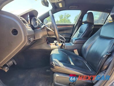 Zdjęcie 7 z 12 samochodu: 2012 CHRYSLER 300 LIMITED VIN:2C3CCACG8CH308363 - miniatura