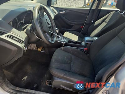 Zdjęcie 7 z 12 samochodu: 2015 FORD FOCUS SE VIN:1FADP3F20FL233865 - miniatura