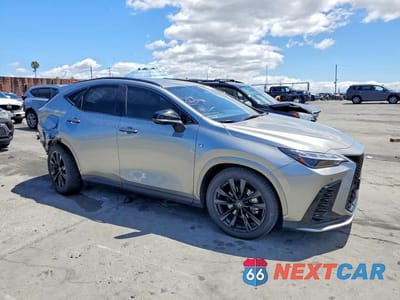 Czwarte zdjęcie samochodu z boku: 2024 LEXUS NX 450H+ F SPORT HANDLING VIN:JTJKKCFZ4R2024052 - miniatura