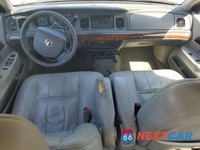 Zdjęcie 8 z 12 samochodu: 2005 MERCURY GRAND MARQUIS LS VIN:2MEHM75W45X643519 - miniatura