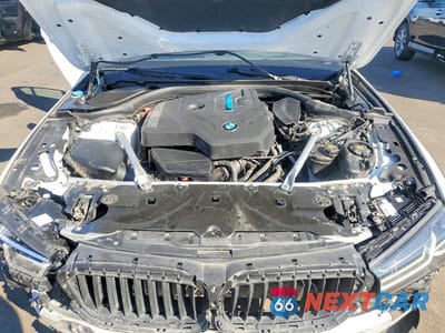 Zdjęcie 11 z 12 samochodu: 2023 BMW 530E VIN:WBA13AG01PCL44742 - miniatura
