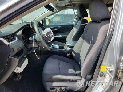 Zdjęcie 7 z 13 samochodu: 2019 TOYOTA RAV4 XLE VIN:2T3P1RFV3KW077849 - miniatura