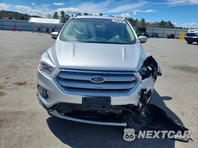 Piąte zdjęcie samochodu w środku: 2019 FORD ESCAPE TITANIUM VIN:1FMCU9J98KUC17676 - miniatura