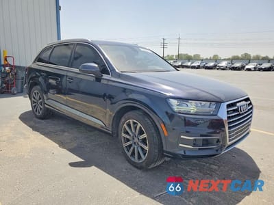 Czwarte zdjęcie samochodu z boku: 2018 AUDI Q7 PRESTIGE VIN:WA1VAAF73JD010216 - miniatura