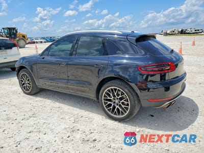 Drugie zdjęcie samochodu z przodu: 2017 PORSCHE MACAN S VIN:WP1AB2A53HLB12885 - miniatura
