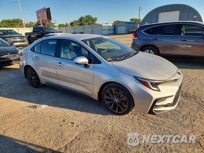 Czwarte zdjęcie samochodu z boku: 2026 TOYOTA COROLLA SE VIN:5YFS4MCE9TP273735 - miniatura