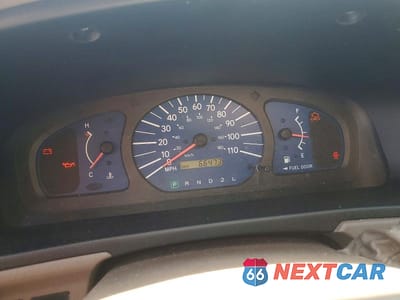 Zdjęcie 9 z 13 samochodu: 2002 TOYOTA SIENNA VIN:4T3ZF19C02U489801 - miniatura