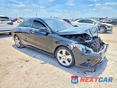 Czwarte zdjęcie samochodu z boku: 2017 MERCEDES-BENZ CLA 250 VIN:WDDSJ4EB5HN429999 - miniatura
