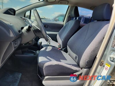 Zdjęcie 7 z 12 samochodu: 2009 TOYOTA YARIS BASE VIN:JTDKT903195259465 - miniatura