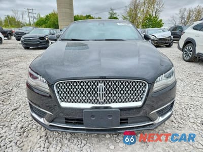 Piąte zdjęcie samochodu w środku: 2017 LINCOLN MKZ HYBRID RESERVE VIN:3LN6L5MUXHR653339 - miniatura