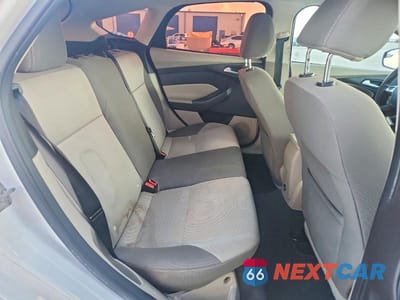 Zdjęcie 10 z 12 samochodu: 2014 FORD FOCUS SE VIN:1FADP3K29EL233822 - miniatura