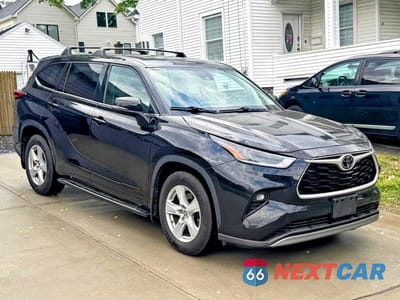 2022 TOYOTA HIGHLANDER LE 5TDBZRBH9NS165653 - główne zdjęcie licytacji z USA - miniatura
