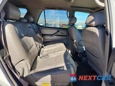 Zdjęcie 10 z 12 samochodu: 2001 TOYOTA SEQUOIA LIMITED VIN:5TDBT48A71S038098 - miniatura