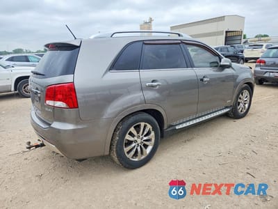 Trzecie zdjęcie samochodu z tyłu: 2012 KIA SORENTO SX VIN:5XYKWDA23CG288836 - miniatura