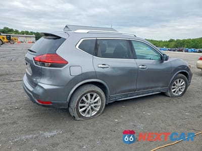 Trzecie zdjęcie samochodu z tyłu: 2018 NISSAN ROGUE SV VIN:KNMAT2MT7JP536321 - miniatura