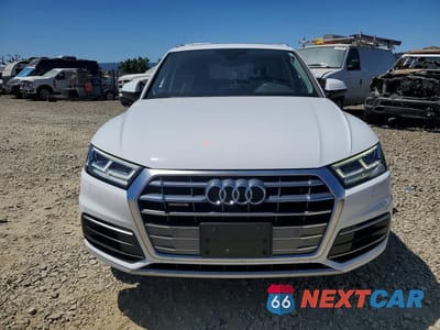 Piąte zdjęcie samochodu w środku: 2018 AUDI Q5 PREMIUM PLUS VIN:WA1BNAFY4J2205432 - miniatura