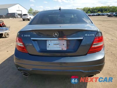 Zdjęcie 6 z 12 samochodu: 2013 MERCEDES-BENZ C 300 4MATIC VIN:WDDGF8AB1DA881244 - miniatura