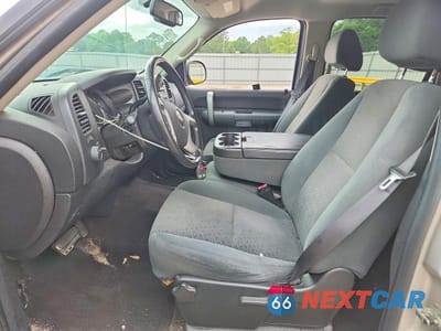 Zdjęcie 7 z 13 samochodu: 2008 CHEVROLET SILVERADO VIN:2GCEC13C981114927 - miniatura