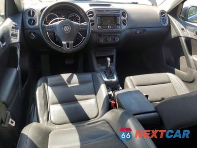 Zdjęcie 8 z 13 samochodu: 2013 VOLKSWAGEN TIGUAN S VIN:WVGAV3AX3DW614039 - miniatura