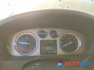Zdjęcie 9 z 14 samochodu: 2010 CADILLAC ESCALADE PREMIUM VIN:1GYUKCEF4AR120885 - miniatura