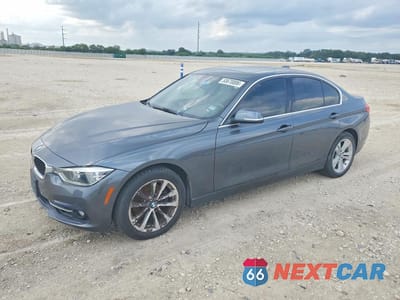 2017 BMW 330 I WBA8B9C53HK675850 - główne zdjęcie licytacji z USA - miniatura