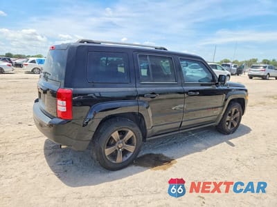 Trzecie zdjęcie samochodu z tyłu: 2017 JEEP PATRIOT SPORT VIN:1C4NJPBB3HD120888 - miniatura
