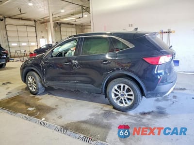 Drugie zdjęcie samochodu z przodu: 2021 FORD ESCAPE SE VIN:1FMCU9G65MUA16463 - miniatura