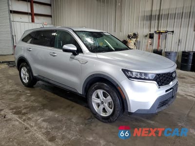 Czwarte zdjęcie samochodu z boku: 2021 KIA SORENTO LX VIN:5XYRGDLC7MG002473 - miniatura