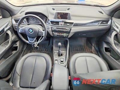 Zdjęcie 8 z 13 samochodu: 2017 BMW X1 SDRIVE28I VIN:WBXHU7C33H5H38014 - miniatura