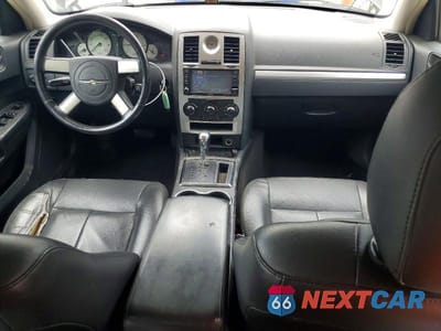 Zdjęcie 8 z 12 samochodu: 2008 CHRYSLER 300 TOURING VIN:2C3KA53G78H303929 - miniatura