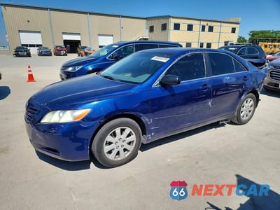2007 TOYOTA CAMRY LE 4T1BE46K07U081686 - główne zdjęcie licytacji z USA - miniatura