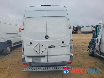 Zdjęcie 6 z 14 samochodu: 2011 MERCEDES BENZ SPRINTER 2500 DELIVERY VAN VIN:WD3PE8CB6B5604986 - miniatura