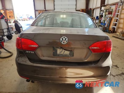 Zdjęcie 6 z 13 samochodu: 2011 VOLKSWAGEN JETTA SE VIN:3VWBK7AJ7BM013831 - miniatura