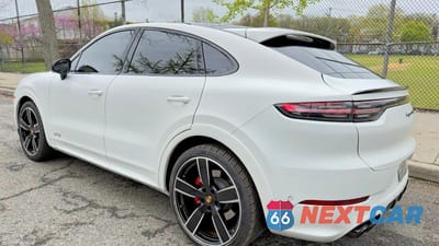 Trzecie zdjęcie samochodu z tyłu: 2022 PORSCHE CAYENNE GTS COUPE VIN:WP1BG2AY1NDA56239 - miniatura