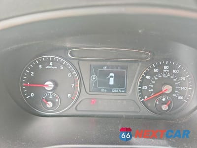 Zdjęcie 9 z 14 samochodu: 2017 KIA SORENTO LX VIN:5XYPG4A38HG266494 - miniatura