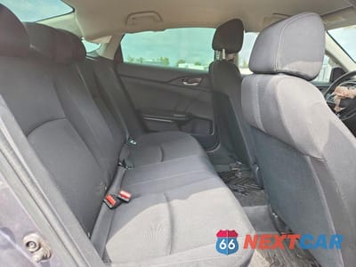 Zdjęcie 10 z 12 samochodu: 2019 HONDA CIVIC LX VIN:2HGFC2F62KH533816 - miniatura