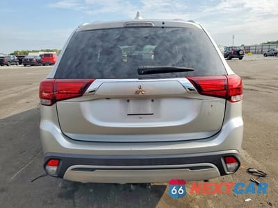 Zdjęcie 6 z 13 samochodu: 2019 MITSUBISHI OUTLANDER SE VIN:JA4AD3A31KJ001569 - miniatura