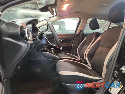 Zdjęcie 7 z 12 samochodu: 2020 NISSAN VERSA SV VIN:3N1CN8EV4LL826040 - miniatura