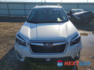 Piąte zdjęcie samochodu w środku: 2020 SUBARU FORESTER PREMIUM VIN:JF2SKAJC4LH496719 - miniatura