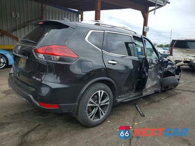 Trzecie zdjęcie samochodu z tyłu: 2020 NISSAN ROGUE SV VIN:JN8AT2MV6LW112563 - miniatura