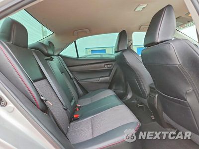 Zdjęcie 10 z 12 samochodu: 2017 TOYOTA COROLLA 50TH ANNIVERSARY SPECIAL EDITION VIN:5YFBURHE6HP614490 - miniatura