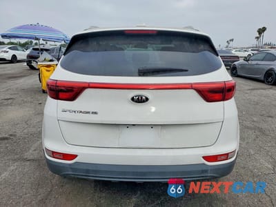 Zdjęcie 6 z 13 samochodu: 2017 KIA SPORTAGE LX VIN:KNDPM3AC8H7123156 - miniatura