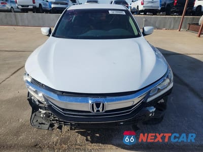 Piąte zdjęcie samochodu w środku: 2016 HONDA ACCORD LX VIN:1HGCR2F30GA112576 - miniatura