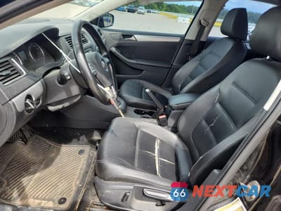 Zdjęcie 7 z 12 samochodu: 2013 VOLKSWAGEN JETTA SE VIN:3VWDX7AJ3DM425533 - miniatura