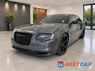 Drugie zdjęcie samochodu z przodu: 2018 CHRYSLER 300 TOURING VIN:2C3CCAAG3JH331775 - miniatura
